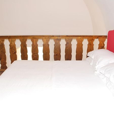 Palazzo Della Contessa - Suites & Breakfast Lecce Esterno foto