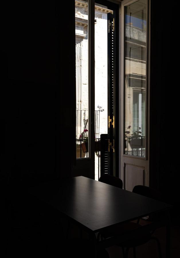 Palazzo Della Contessa - Suites & Breakfast Lecce Esterno foto