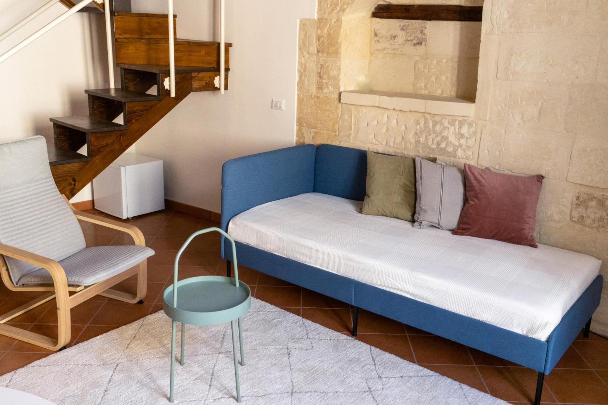 Palazzo Della Contessa - Suites & Breakfast Lecce Esterno foto